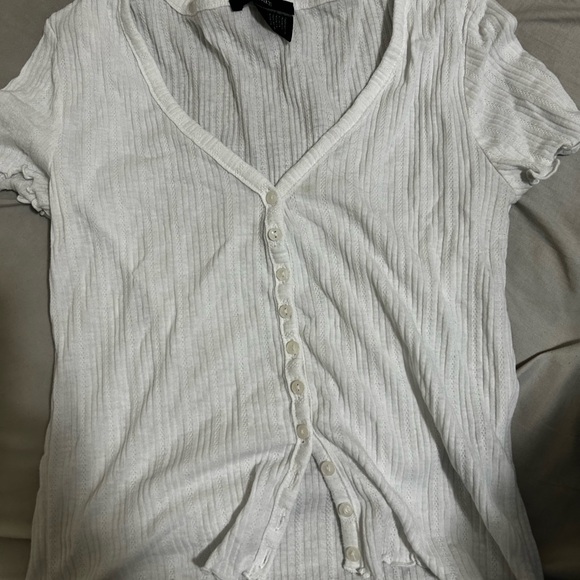 Forever 21 button up white shirt - Picture 1 of 4